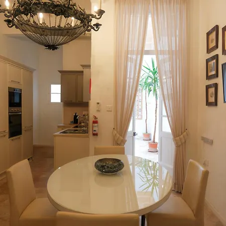 Casa Manduca Delicata - Garden Duplex - By Shmoo Διαμέρισμα